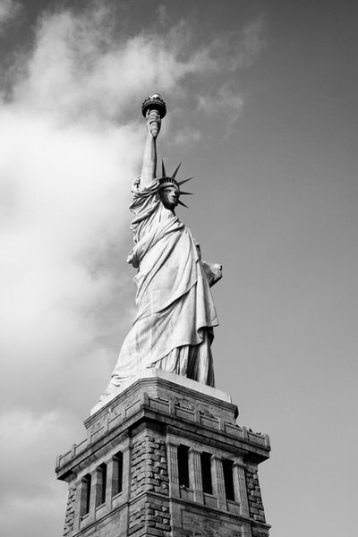自由女神像

